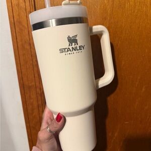 Stanley 40oz H2.0 FlowState Quencher Tumbler